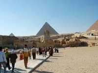 Pyramids of Giza_09.jpg